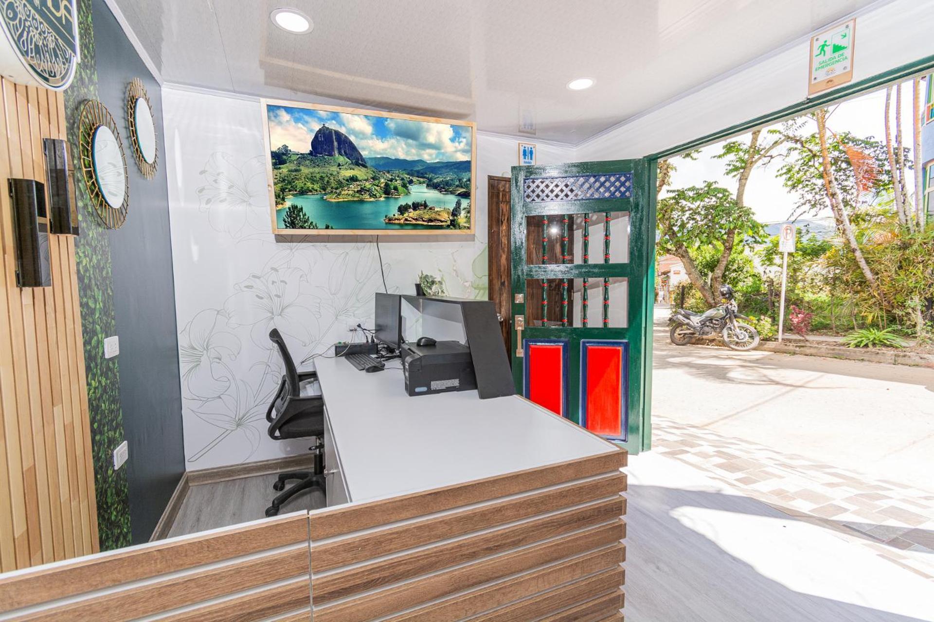 Nomada Hotel Guatapé Exteriér fotografie